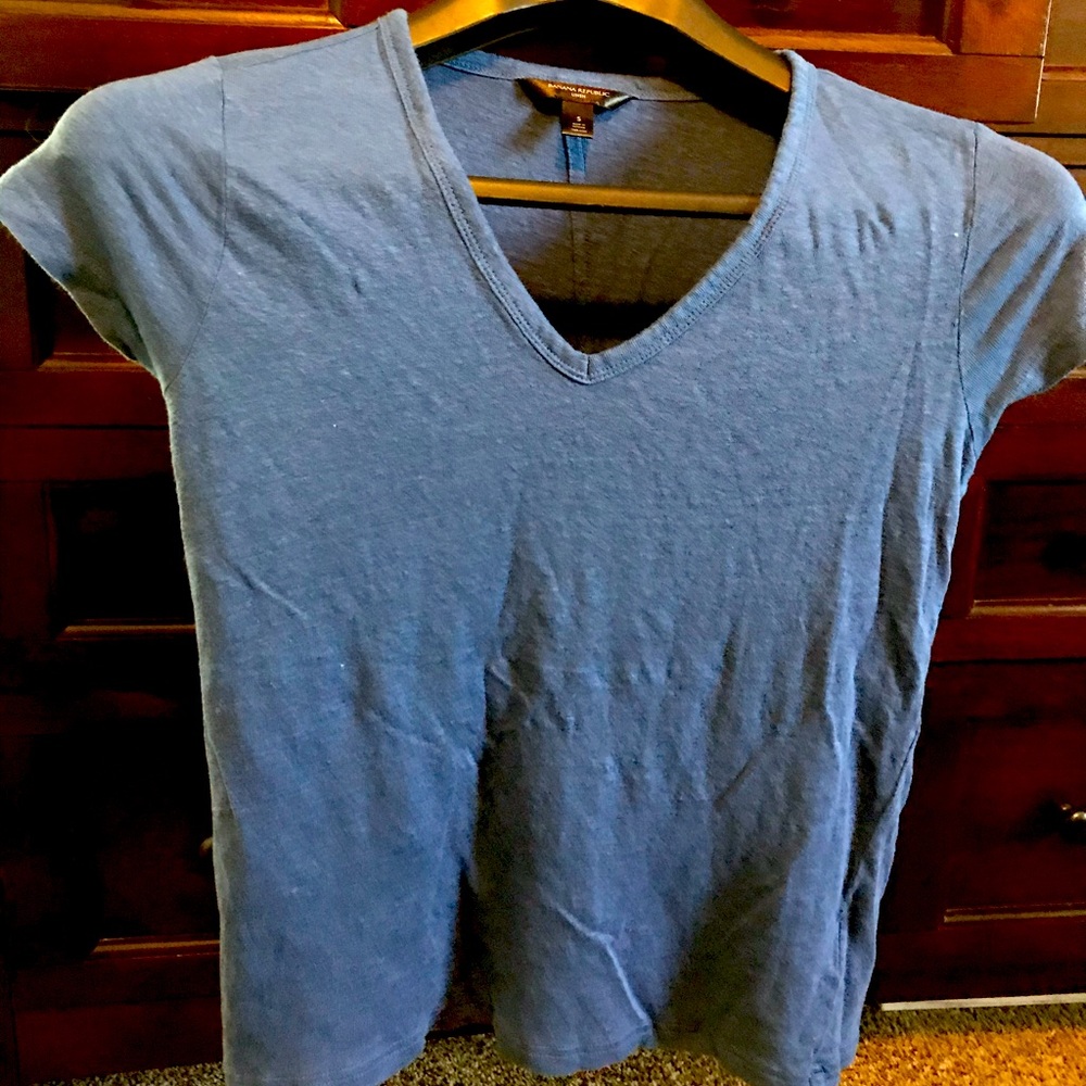 BR linen tee